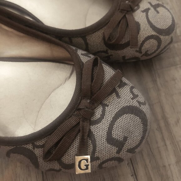 Guess Ballet Flats - Picture 1 of 2